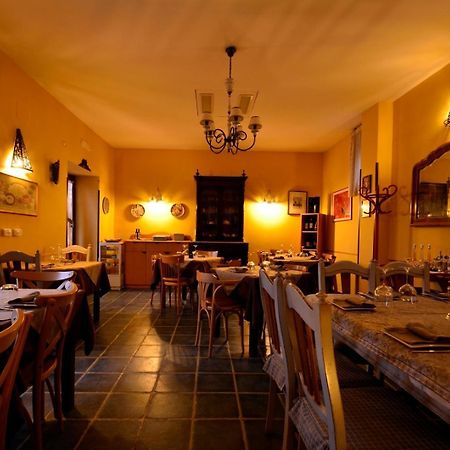 Manouche Osteria B&B San Leucio Bagian luar foto