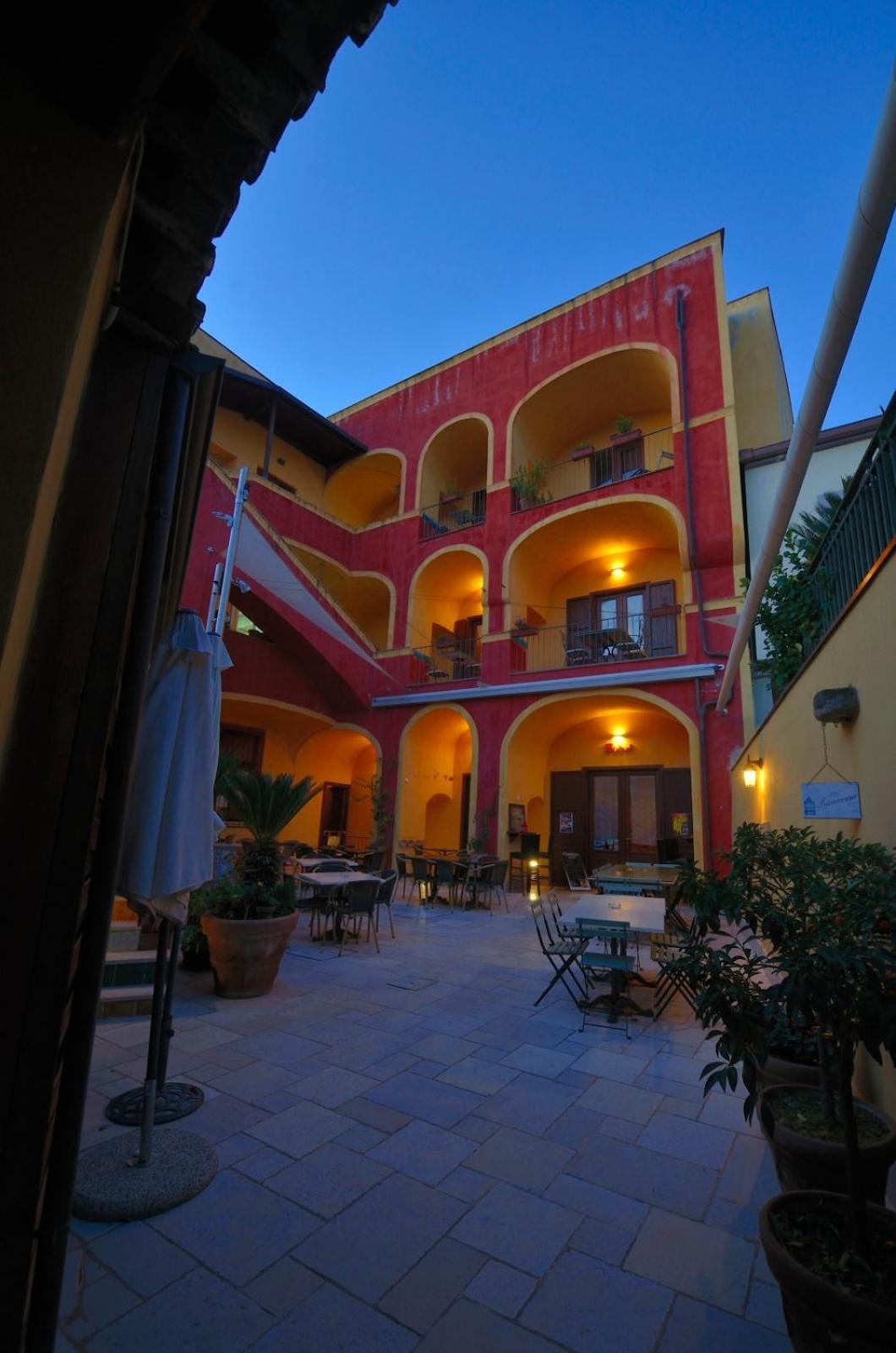 Manouche Osteria B&B San Leucio Bagian luar foto